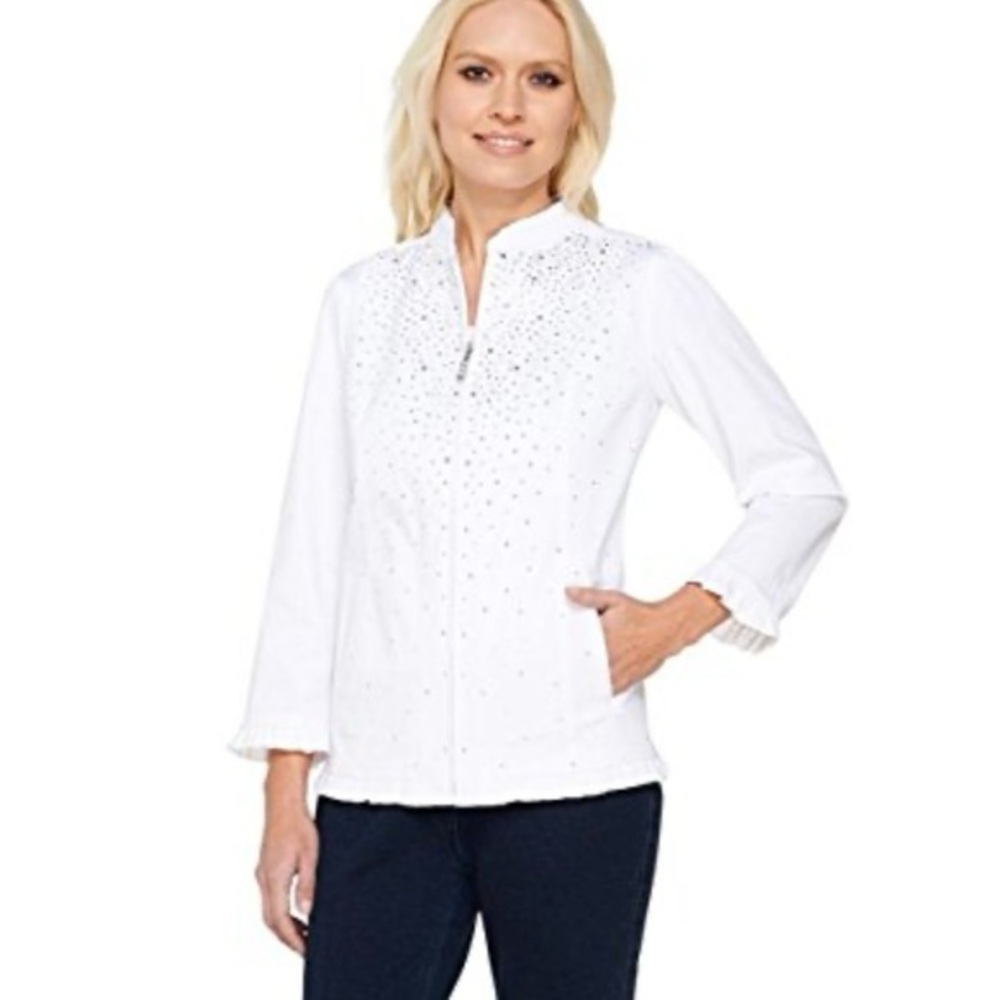 Quacker Factory Sparkle‎ and Shine stretch jacket in white and silver size 1X
